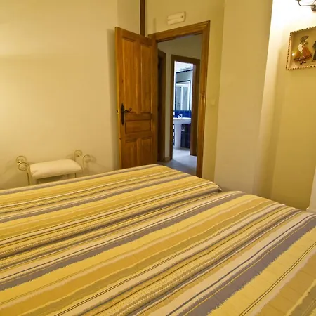 Apartamentos Los Brezos Apartment