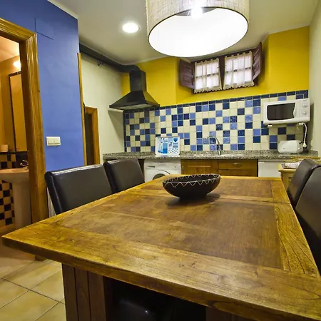 Apartment Apartamentos Los Brezos